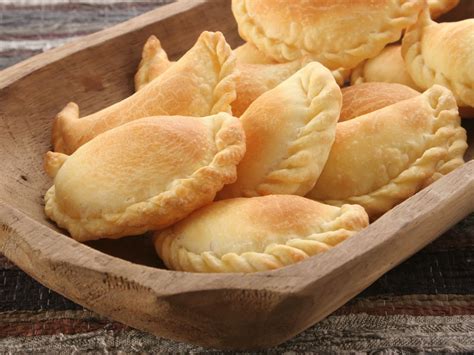 Empanada au thon et aux poivrons : Recette de Empanada au thon et aux ...