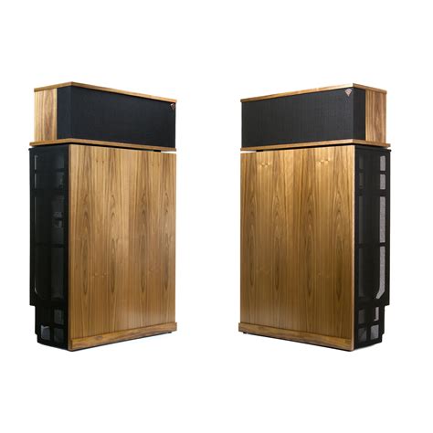 Klipschorn Floorstanding Speakers | Klipsch