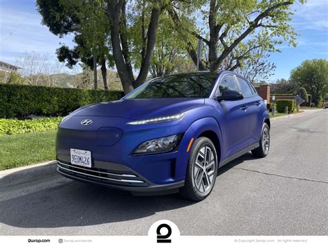 Hyundai Kona Matte Blue | 2wrap.com