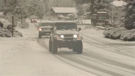 The US northeast is preparing for a weekend storm that threatens to dump snow, rain and ice ...