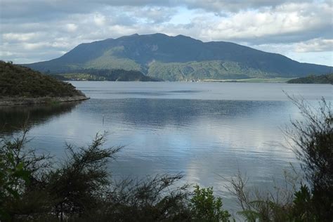 Lost Pink and White Terraces of New Zealand, an 'eight wonder of the ...