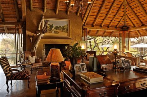 Wild, Warm, and Wonderful: Capturing the Essence of Safari Decorating