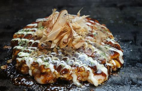 Top 5 'Okonomiyaki' in Osaka & Hiroshima | All About Japan