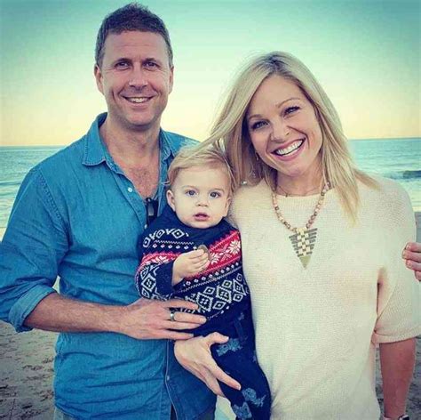 Know About Anna Kooiman; Age, Husband, Instagram, Net Worth, 2019