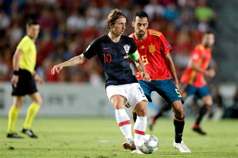 Spain Vs Croatia : Croatian supporters hugely outnumbering spanish.