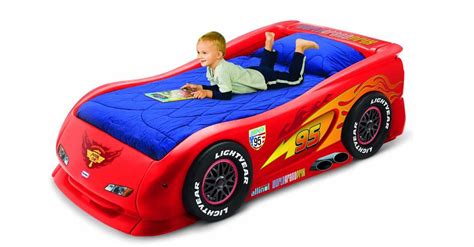 Car Beds for Boys – Tips to Decide | Lightning mcqueen bedroom, Toddler car bed, Race car bed