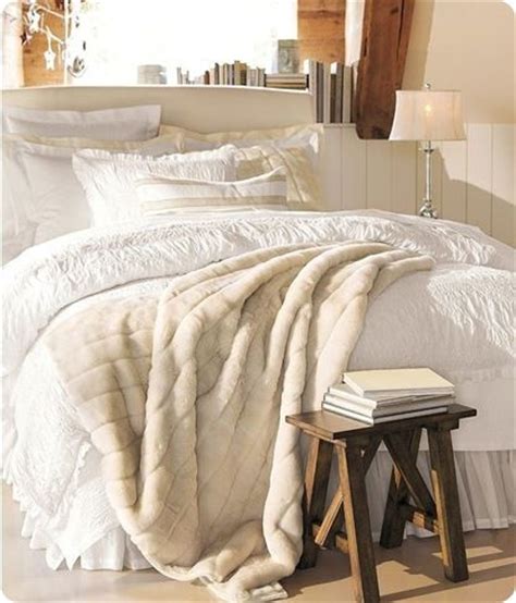 15 Cozy Winter Bedroom Ideas