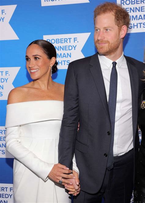 Prince Harry, Meghan receive award from Robert F. Kennedy's daughter ...