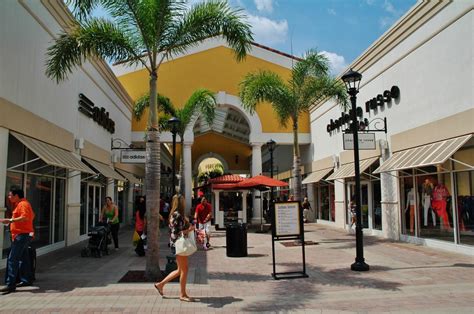 Best Outlet Malls in Orlando Florida