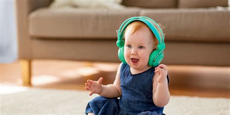 10 Best Noise Cancelling Headphones for Babies 2020 | Family Vacation Critic