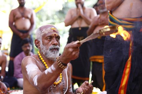 About Ayyappa Deeksha Sabarimala Temple,Kerala