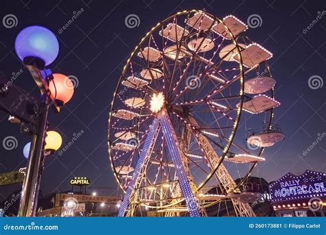 Ferris wheel at night editorial photo. Image of high - 260173881