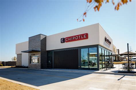 Chipotle Chooses Chicago to Test Out New Restaurant Design - Eater Chicago