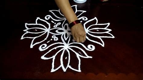 Lotus kolam designs with 9-3-3 straight | chukkala muggulu with dots ...