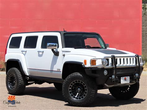 2010 HUMMER H3 SUV | Canyon State Classics