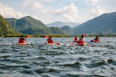 Beginner's Guide to Kayaking | How to Get Started