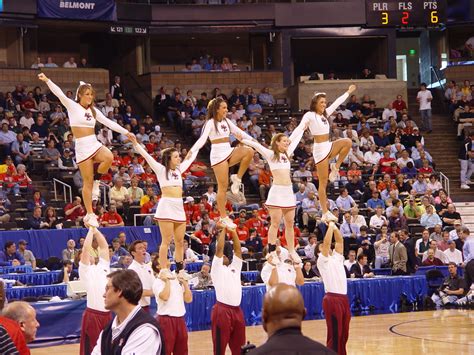 Boston College Eagles | Eagle Cheerleaders entertain on the … | Flickr