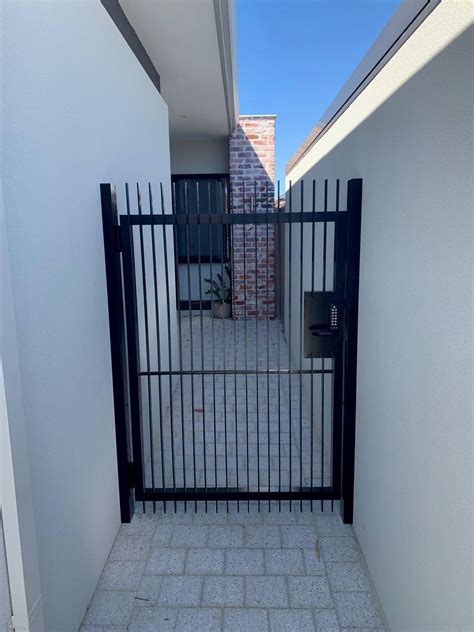 Aluminium Flat Bar Pedestrian Gate in Dianella — Craftsman Fencing