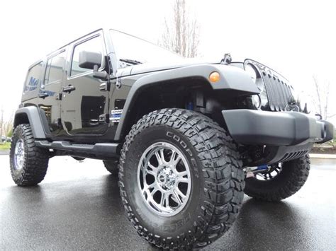 2014 Jeep Wrangler Unlimited Sport / 4X4 / LIFTED 37 INC MUD TIRES