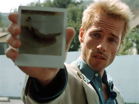 Who was the killer in Christopher Nolan movie 'Memento'?