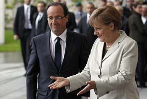 Angela Merkel, Francois Hollande to discuss Greece's euro fate