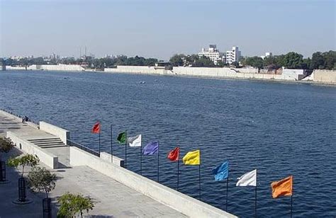 Ahmedabad Riverfront Review: Things to do in Sabarmati Riverfront Park - Best Park In Ahmedabad