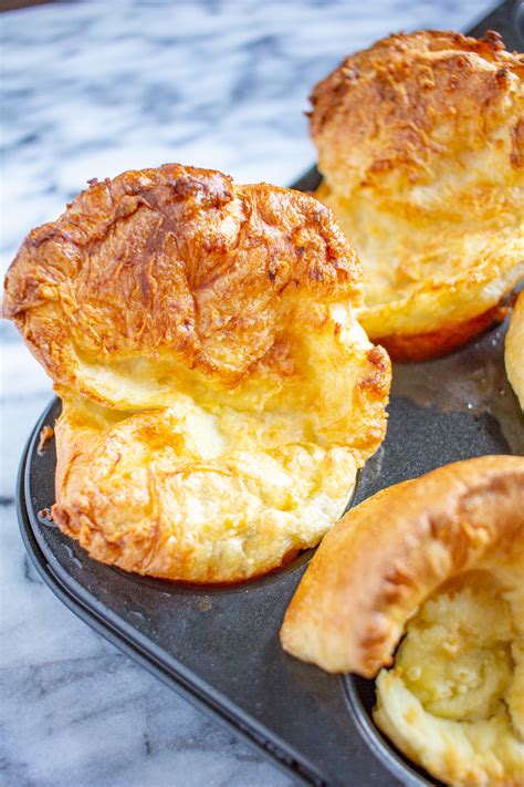 How to Make Yorkshire Pudding | Easy Yorkshire Pudding Recipe