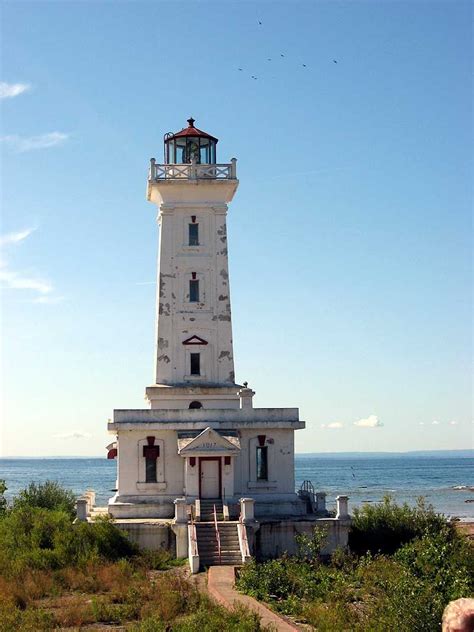 Great Lake Lighthouse | Lighthouses of the Great Lakes | Lighthouse, Beacon of light, Beacon ...