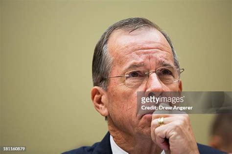 1,716 Admiral Mike Mullen Stock Photos, High-Res Pictures, and Images - Getty Images