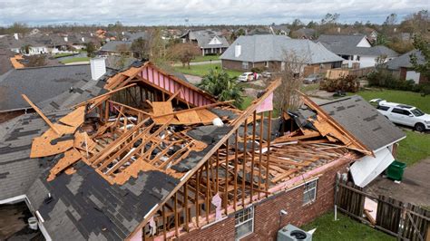 Photos Show Widespread Damage Across New Orleans, Wider Louisiana After Ida | HuffPost Latest News