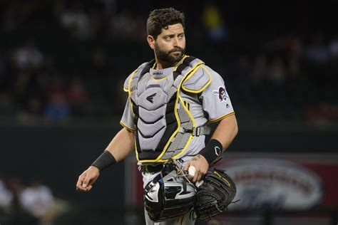 Pittsburgh Pirates release Francisco Cervelli, Braves interested