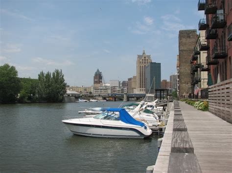 Milwaukee: Riverwalk