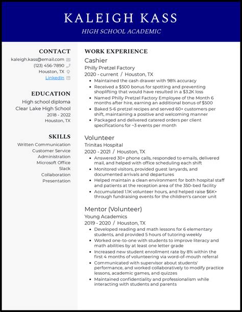 9 Academic Resume Examples [& Templates]