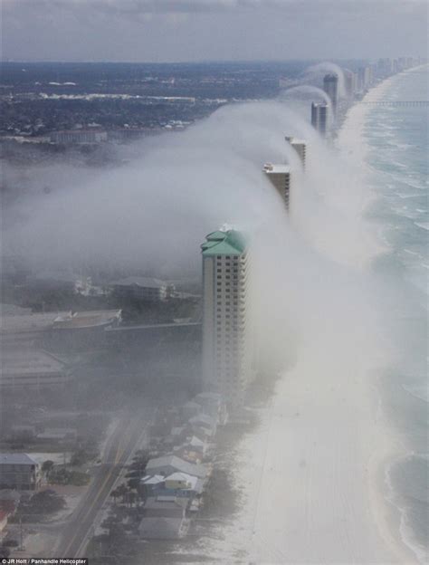 The incredible tsunami 'wave' that rolled in from the sea and engulfed ...