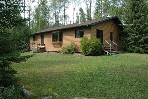 Lake Vermilion Minnesota Cabins for rent | Everett Bay Lodge