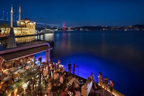 Pin by HeyTripster on Nightlife | Night life, Istanbul, Night club