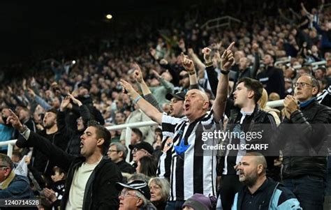 33,647 Newcastle United Fans Stock Photos, High-Res Pictures, and Images - Getty Images