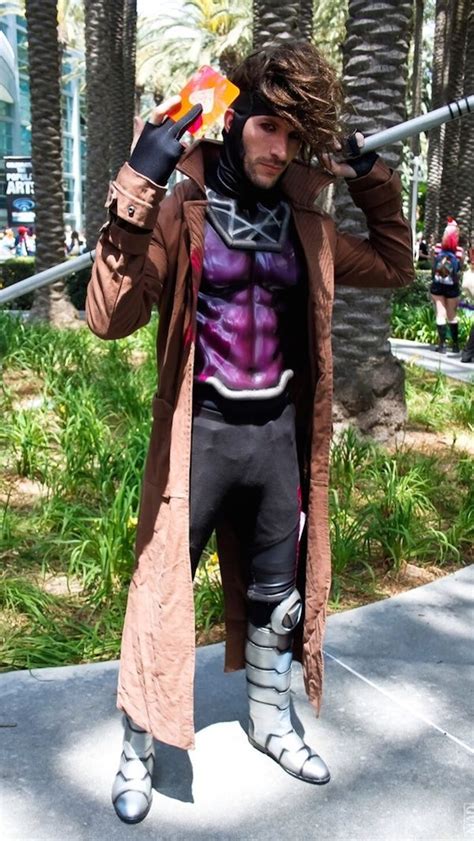 This Gambit Has A Trick Or Two Up His Sleeve [Cosplay] | Cosplay ...