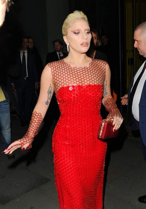 Lady Gaga – British Fashion Awards 2015 at London Coliseum • CelebMafia