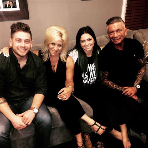 Long Island Medium Theresa Caputo claims kids 'approve' of her secret ...