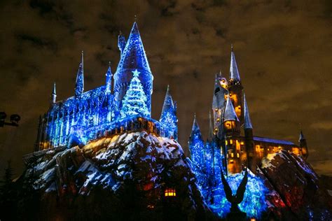 Universal Studios Hollywood's new Harry Potter Christmas | Hollywood ...