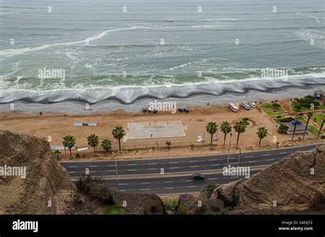 Beach miraflores lima peru hi-res stock photography and images - Alamy