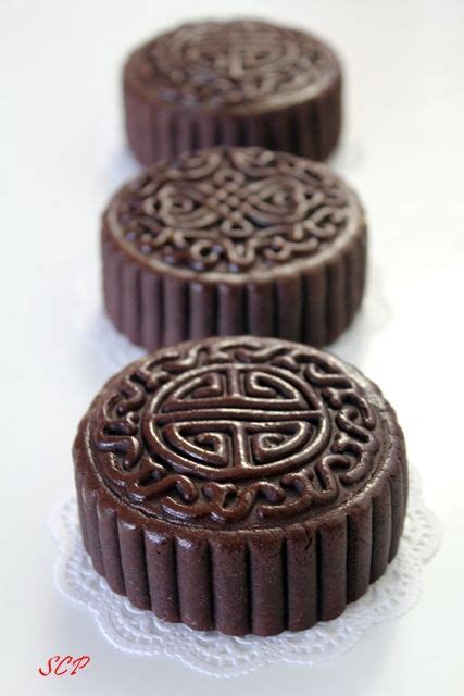 Chocolate mooncake with creamcheese filling | Sweet Treats | Moon cake, Chocolate, Chocolate ...