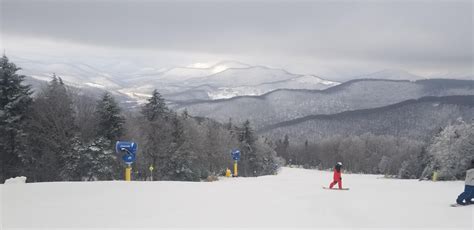 Beautiful Sunday at Snowshoe Mountain : r/skiing