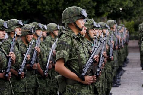 Soldados Mexicanos Del Ejército Foto de archivo editorial - Imagen de ...