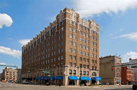 Hampton Inn Indianapolis Downtown Across from Circle Centre (IN) - Hotel Reviews - TripAdvisor