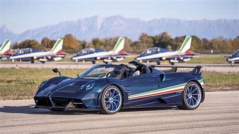 Pagani Huayra Tricolore specs, performance data - FastestLaps.com