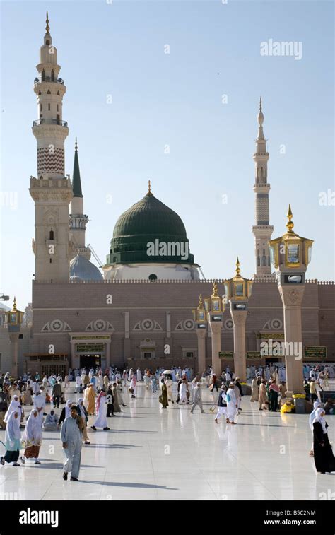 The green dome of Masjid al Nabawi in Madinah under which the Prophet Muhammed is buried Saudi ...