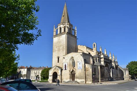 Tarascon : Photo à Tarascon (13150) : Porte de la Ville - Tarascon ...