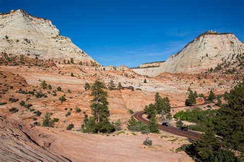 Zion Mount Carmel Highway | Earth Trekkers